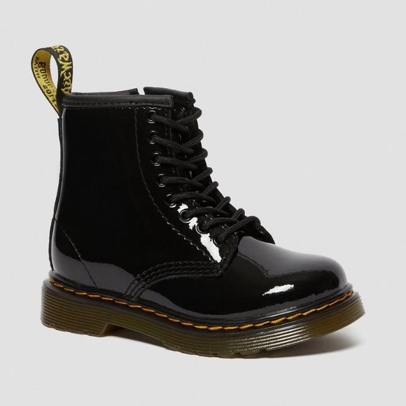 dr martens delaney
